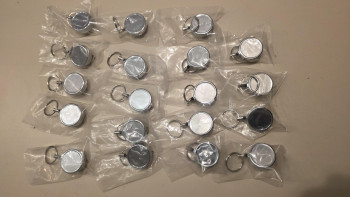 19 Stück. Schlüsselaufroller Jojo Kartenhalter Metall Schlüsselring